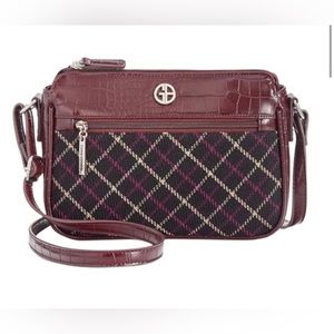 Giani Bernini Black Plaid
Crossbody Purse